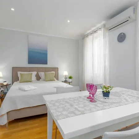 Studio San Andrea Rovinj Exterior photo